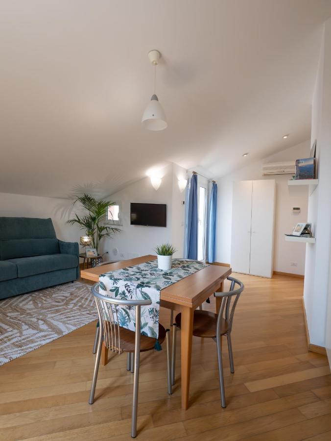 Appartamento Pesco "A Casa Felice" Pietra Ligure Buitenkant foto